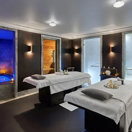 Apogee Courchevel, Oetker 酒店 5*