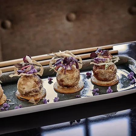 Apogee Courchevel, Oetker Courchevel