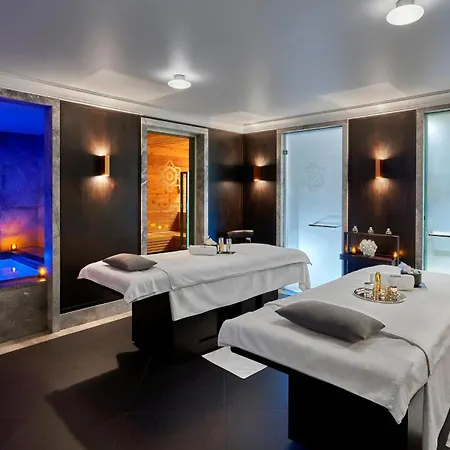 Apogee Courchevel, Oetker 호텔 5*