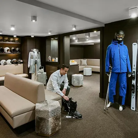 Apogee Courchevel, Oetker 호텔