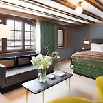Apogee Courchevel, Oetker 5* Courchevel