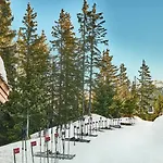 Apogee Courchevel, Oetker Courchevel